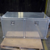 Diamond Plate Box with handle
